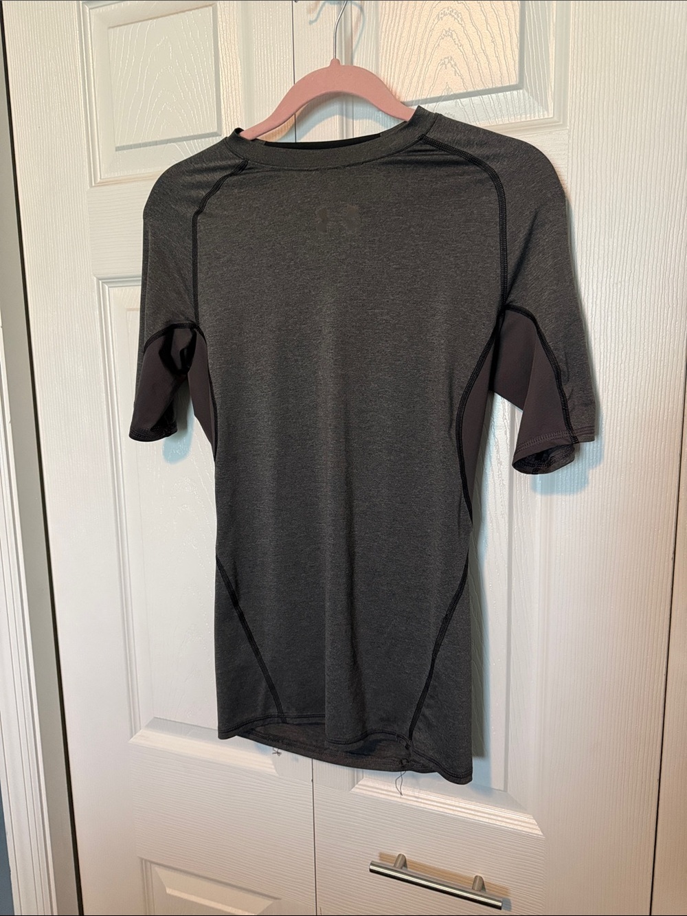 Under Armour Men's Short-Sleeve Performance Tee - Charcoal/Black